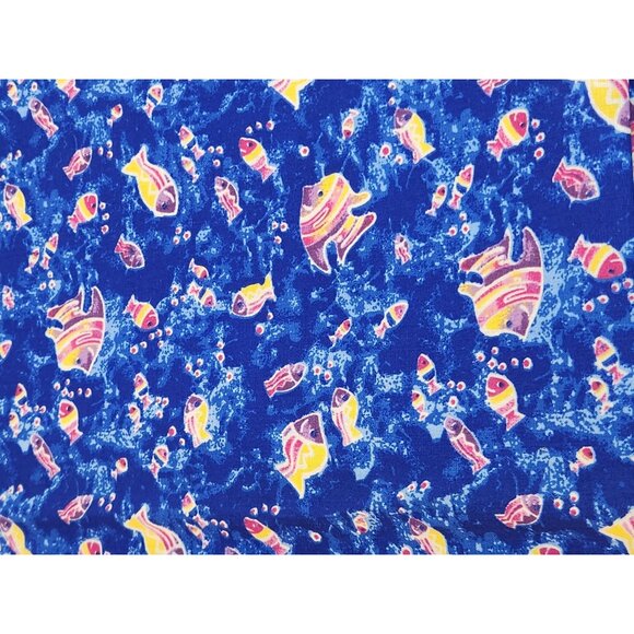 Tropical Fish Ocean Fabric 2.5 Yards Vibrant Colors Blue Background Cotton Blend - Picture 9 of 9